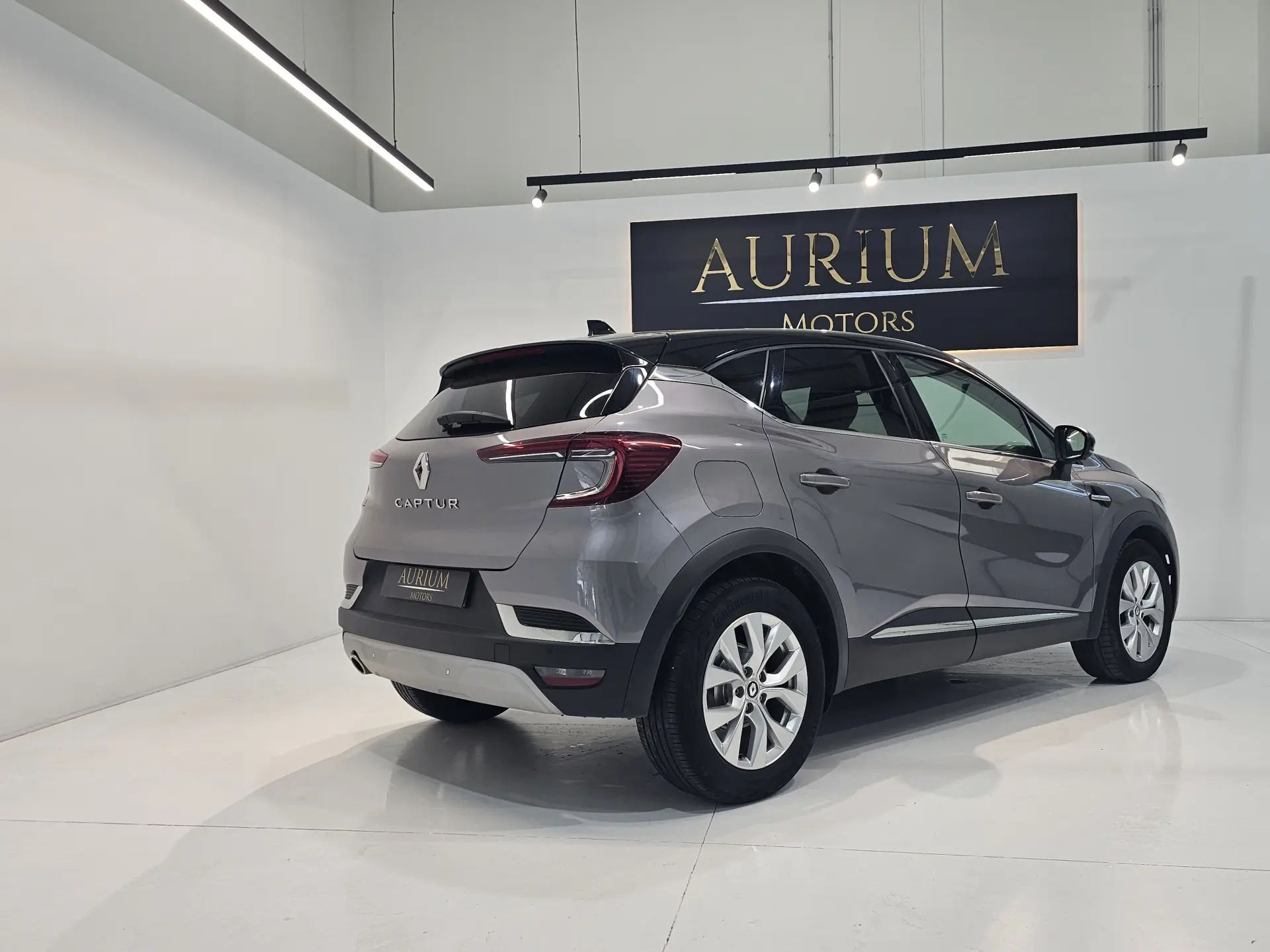 Renault Captur 1.0 TCe Intens Bi-Fuel 4