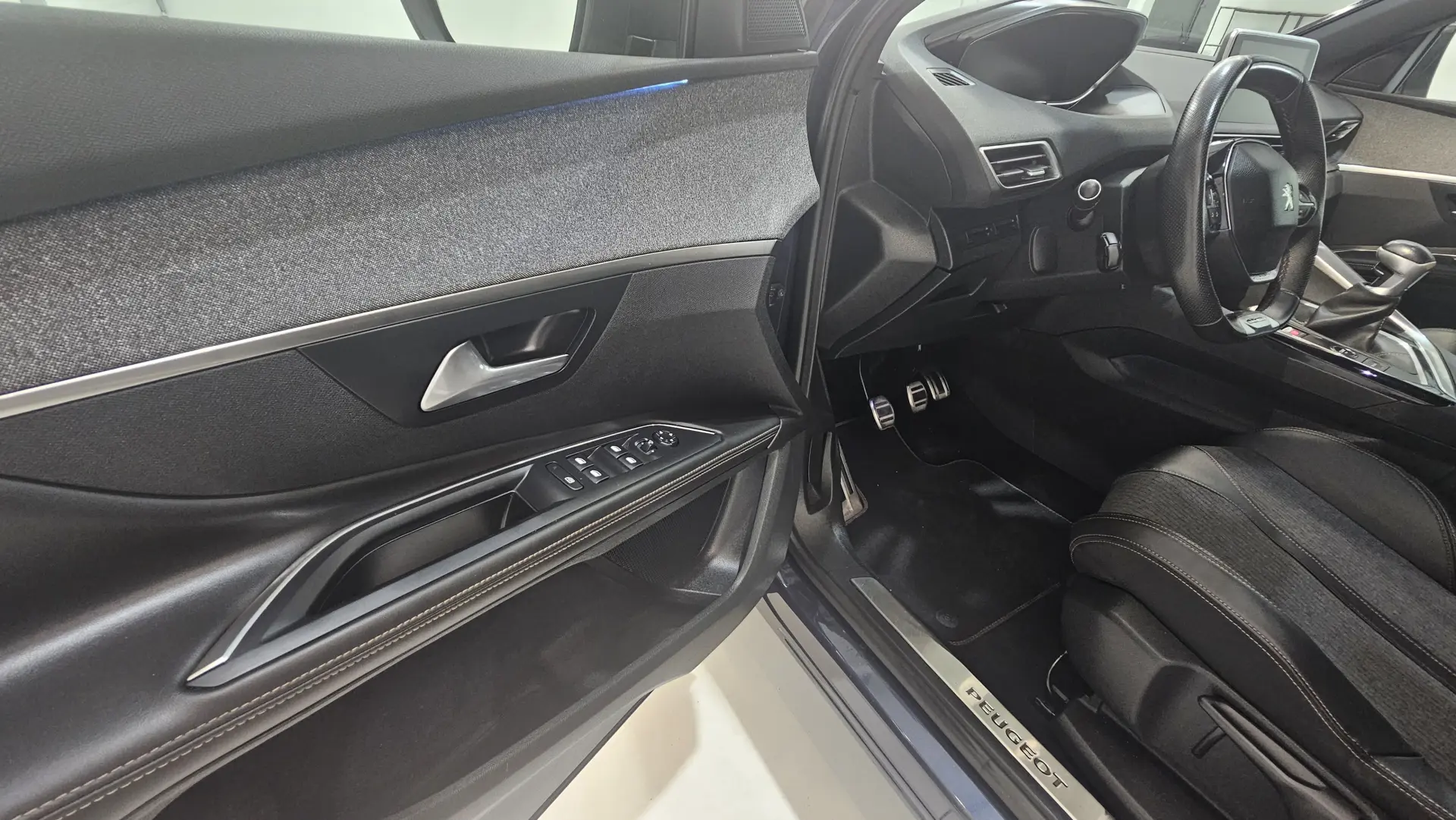 Peugeot 5008 1.5 BlueHDi GT Line 27