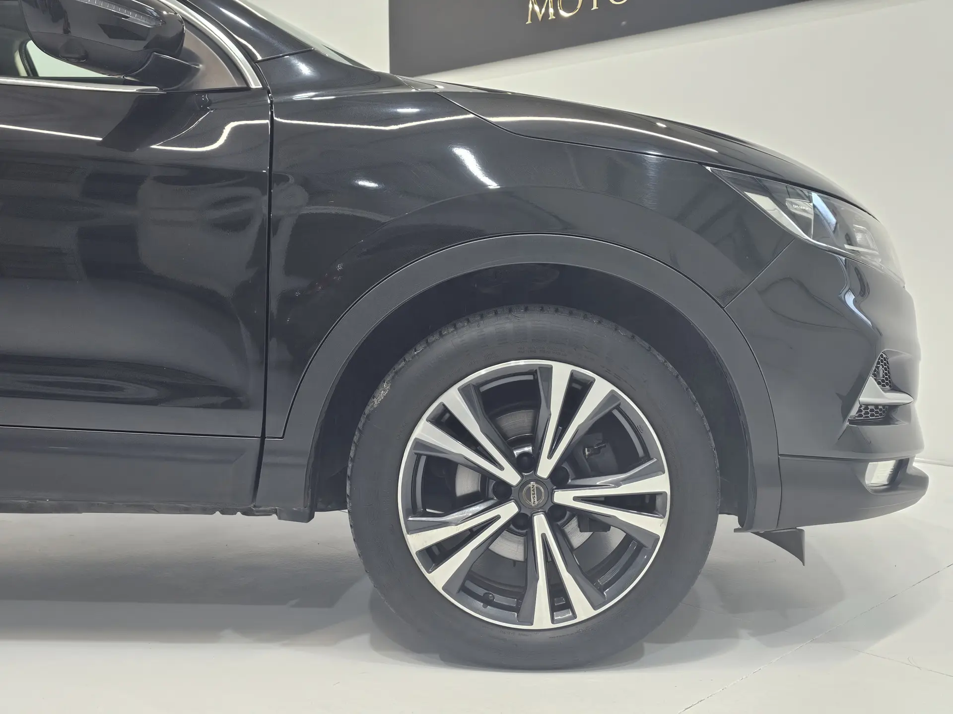 Nissan Qashqai 1.5 dCi N-Connecta J18 23