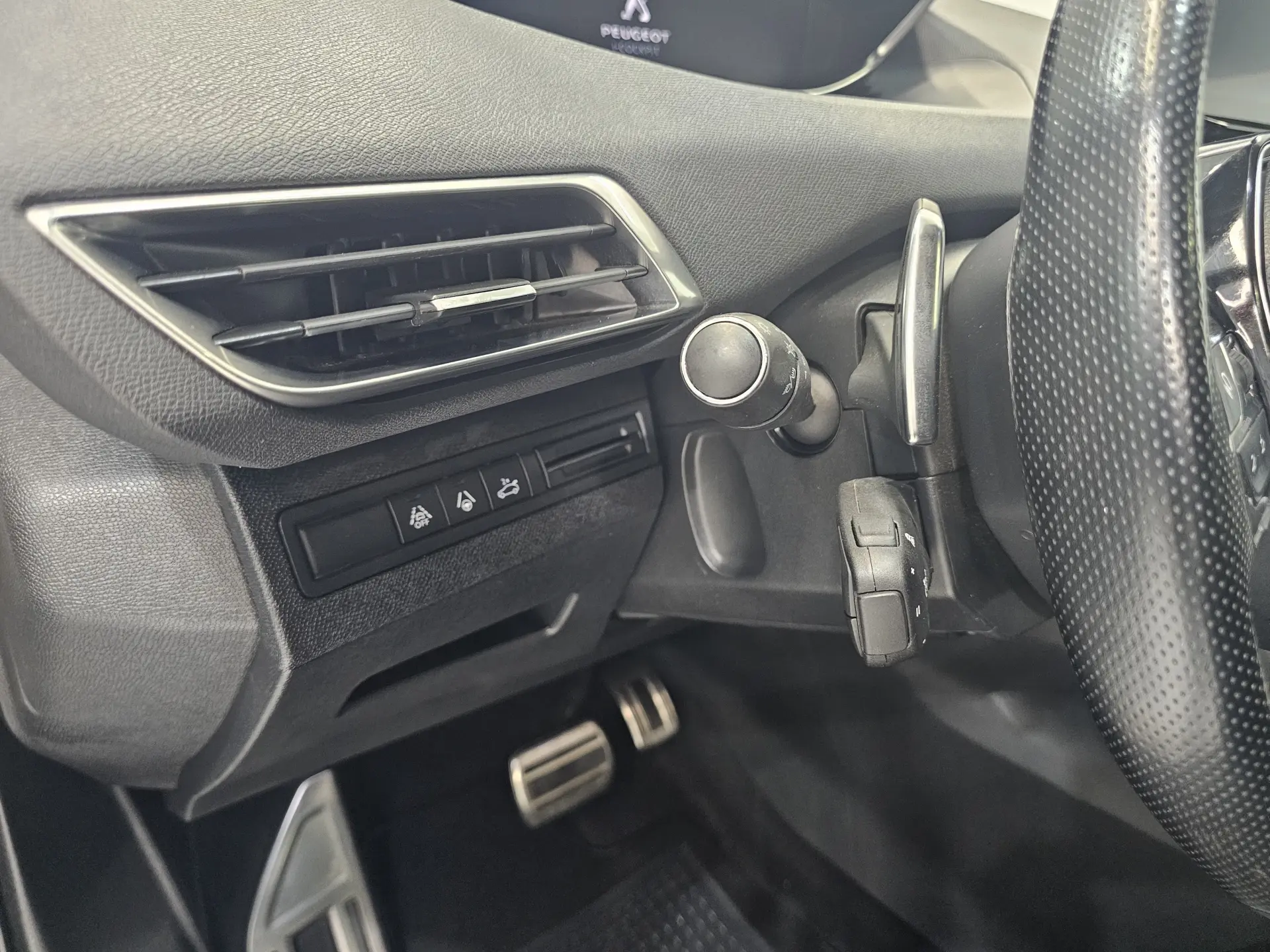 Peugeot 3008 1.5 BlueHDi GT Pack EAT8 32