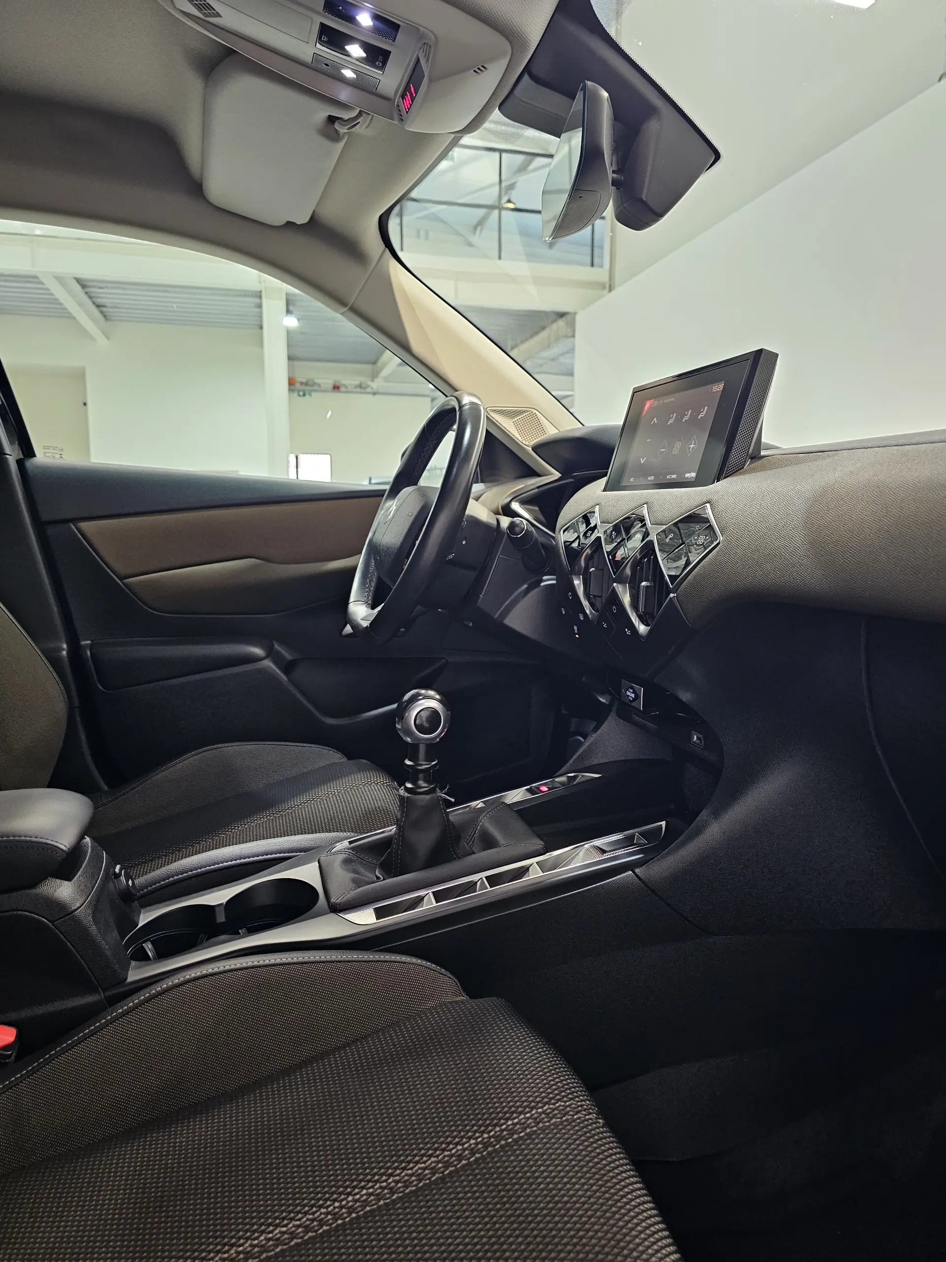 DS DS3 Crossback PureTech 100 CHIC 15