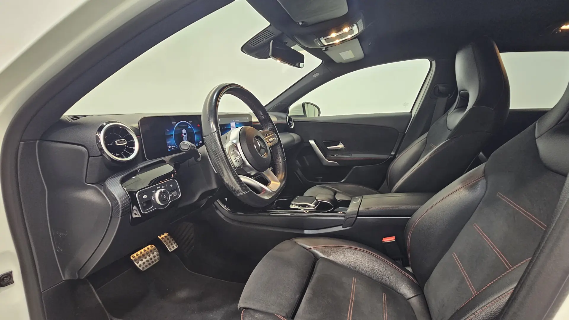 Mercedes-Benz A 180 d AMG Line Aut. 22