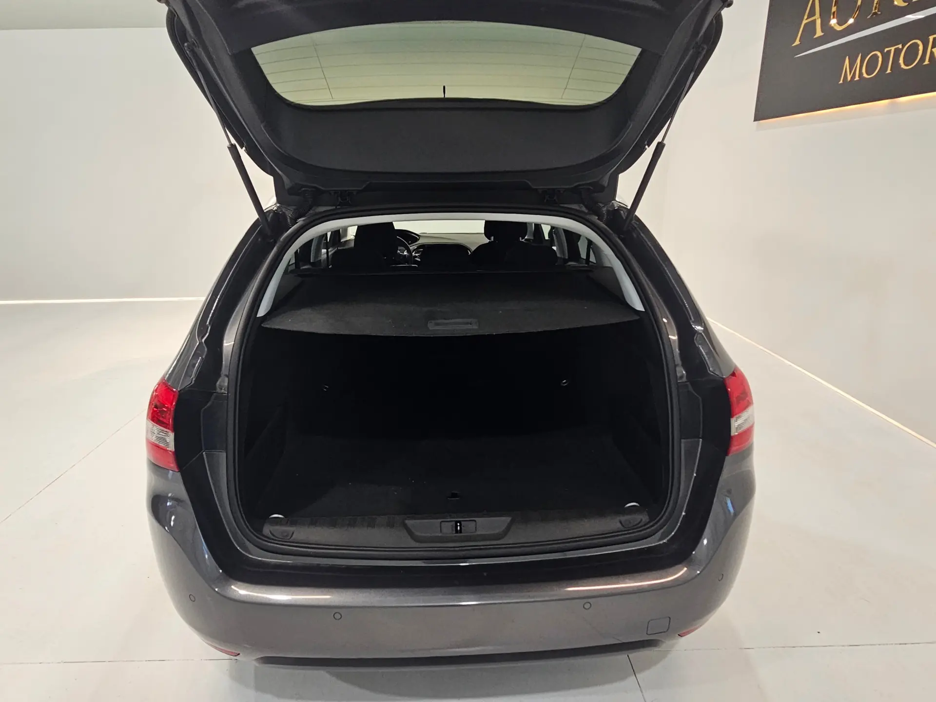 Peugeot 308 SW 1.5 BlueHDi Style 5