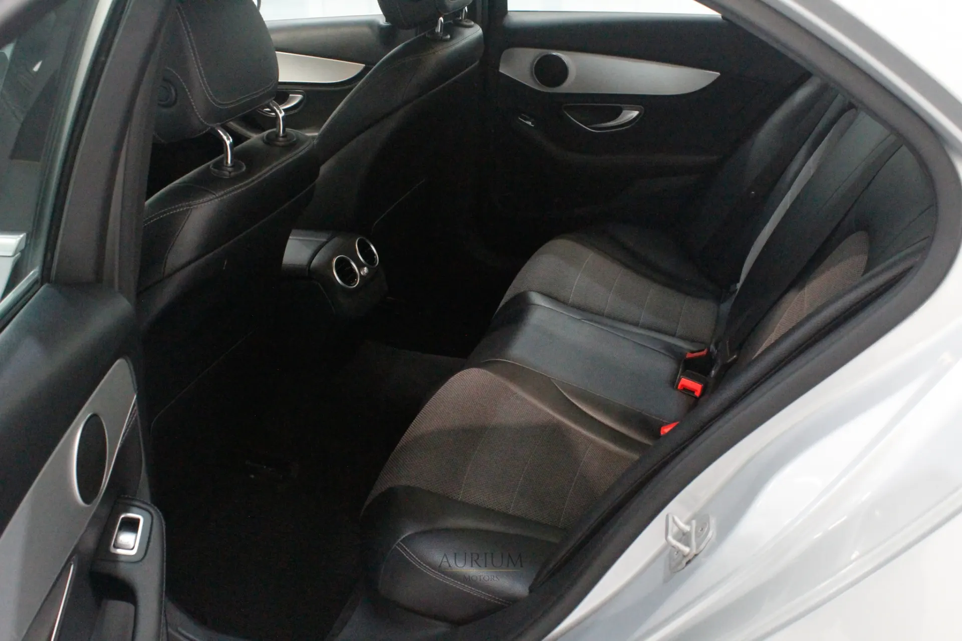 Mercedes-Benz C 220 10