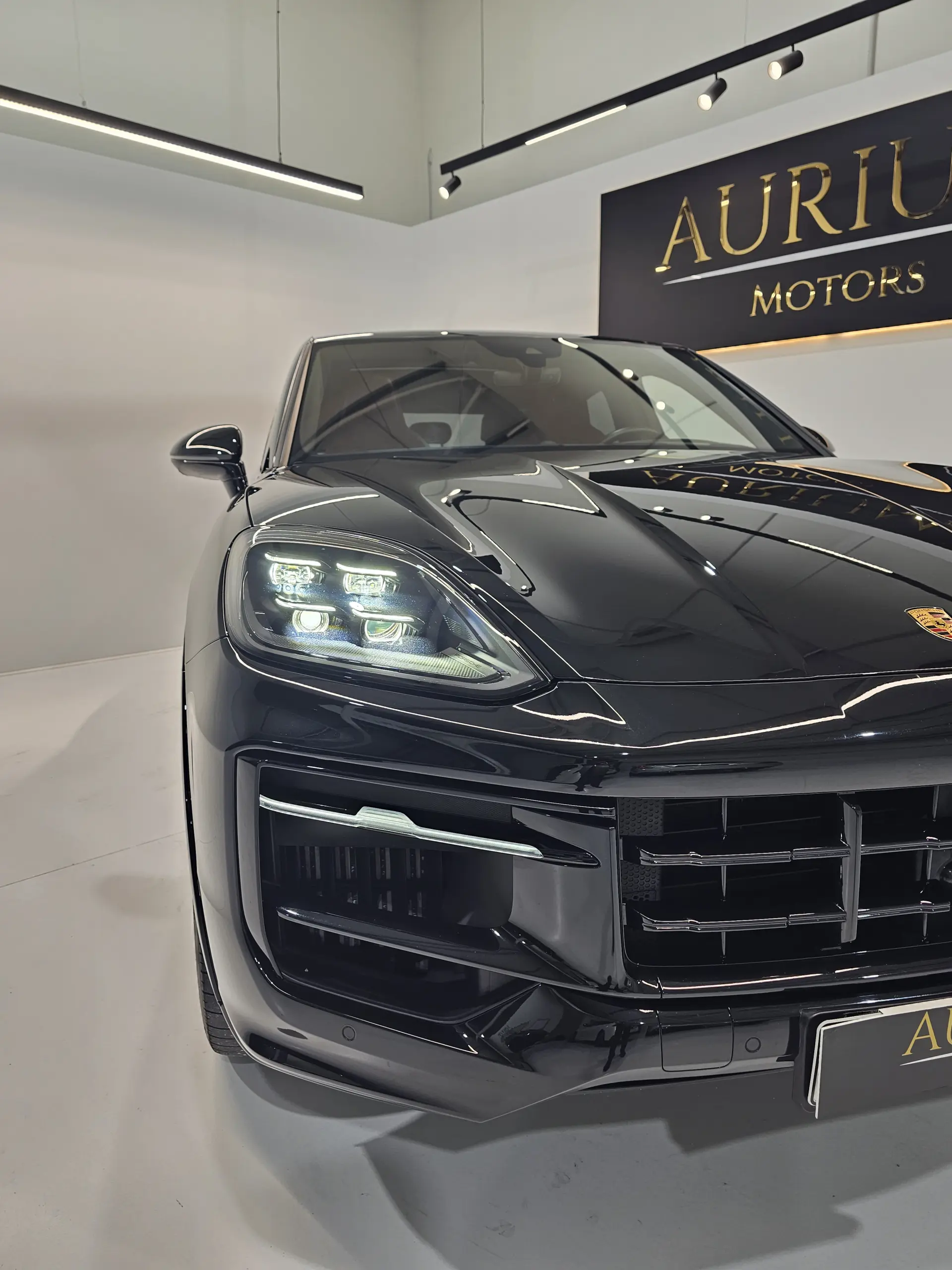 Porsche Cayenne Coupé E-Hybrid Black Edition 3