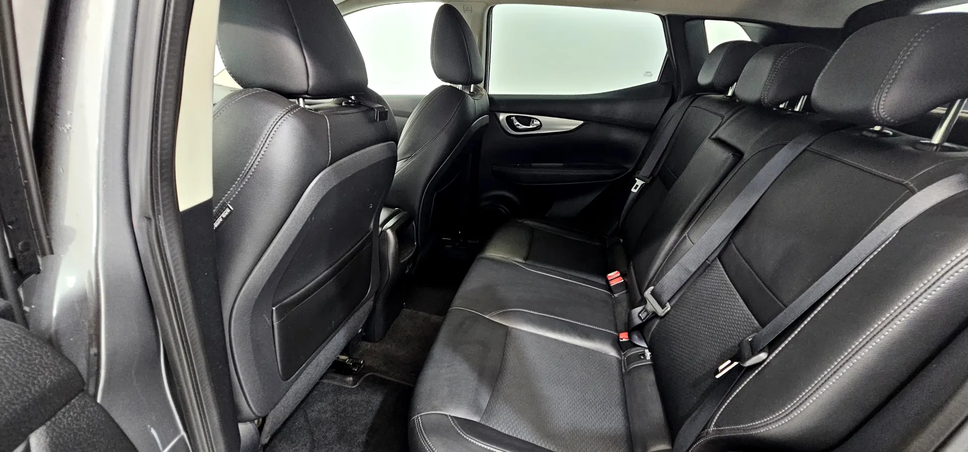 Nissan Qashqai 1.6 dCi N-Connecta 18 PS Xtronic 8