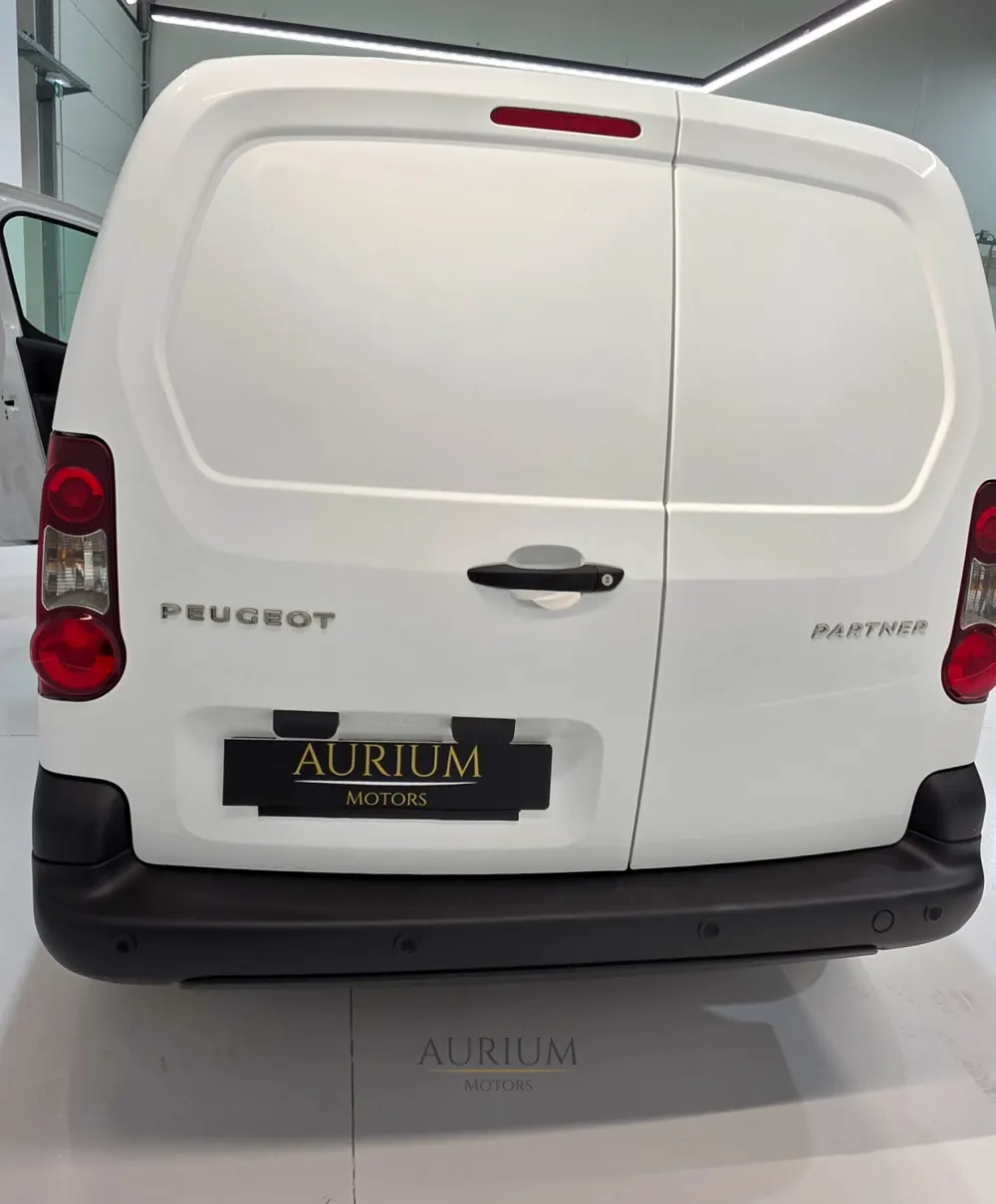 Peugeot Partner L1 1.6 HDI 3 lugares 4