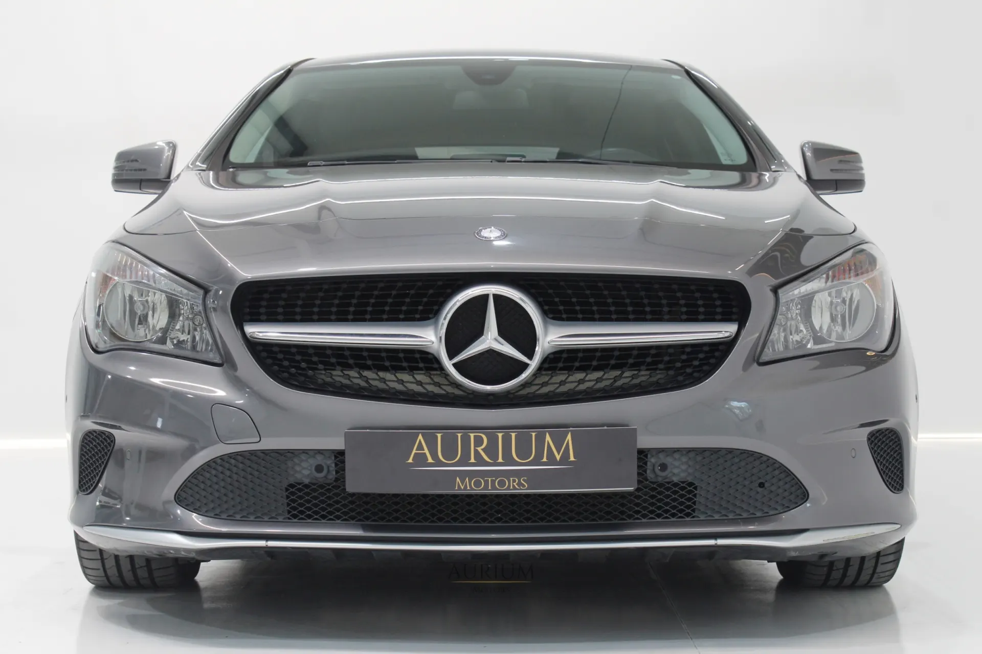 Mercedes-Benz CLA 200 3