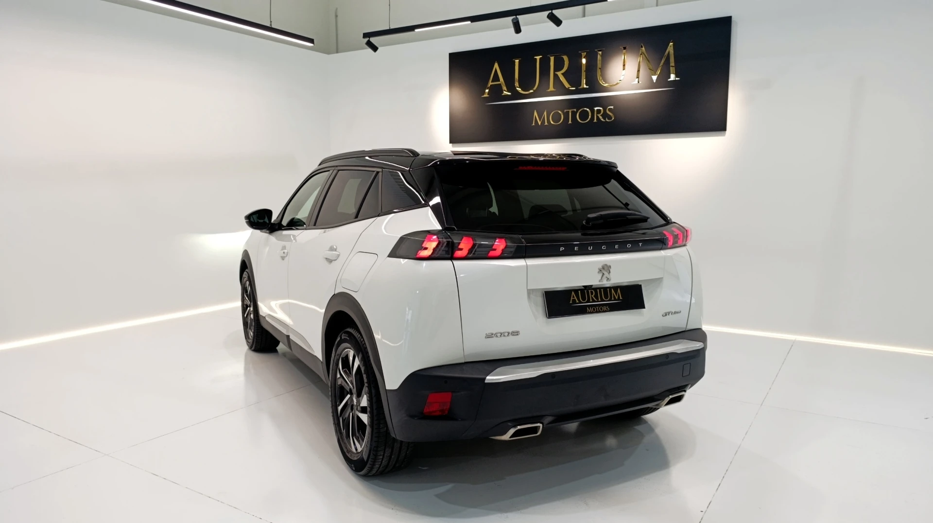 Peugeot 2008 1.2 PureTech GT Line EAT8 5