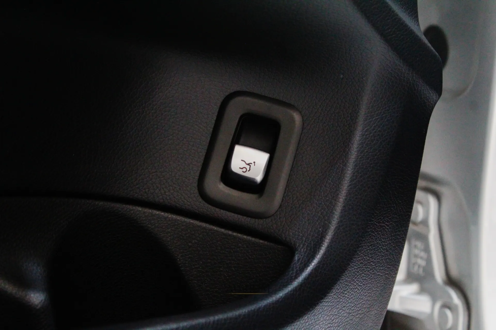 Mercedes-Benz C 220 17