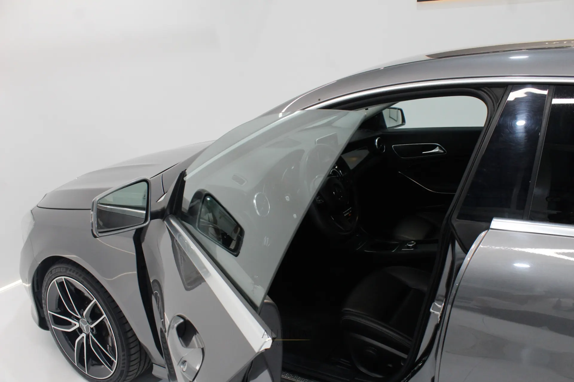 Mercedes-Benz CLA 200 11