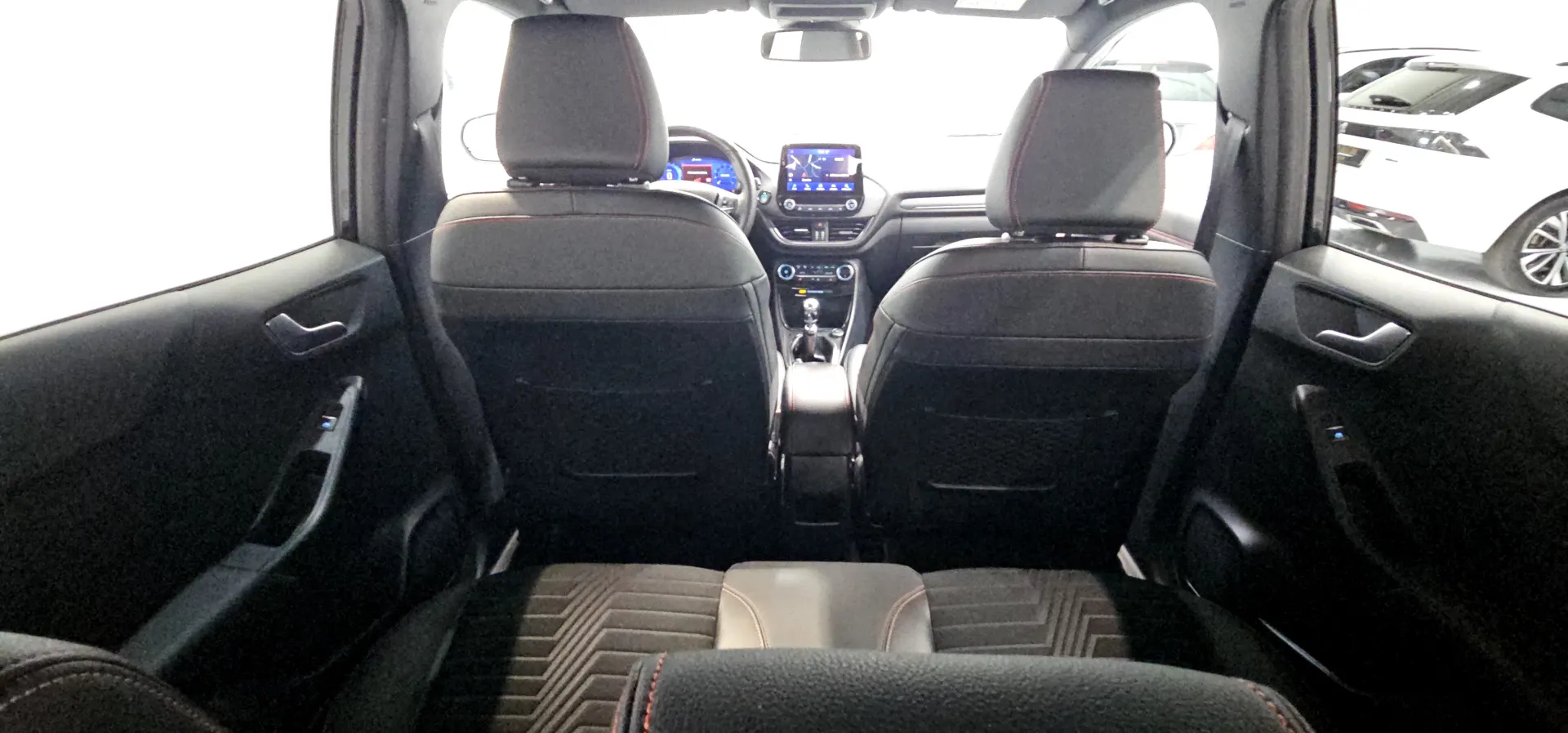 Ford Puma 1.0 EcoBoost MHEV ST-Line X 8