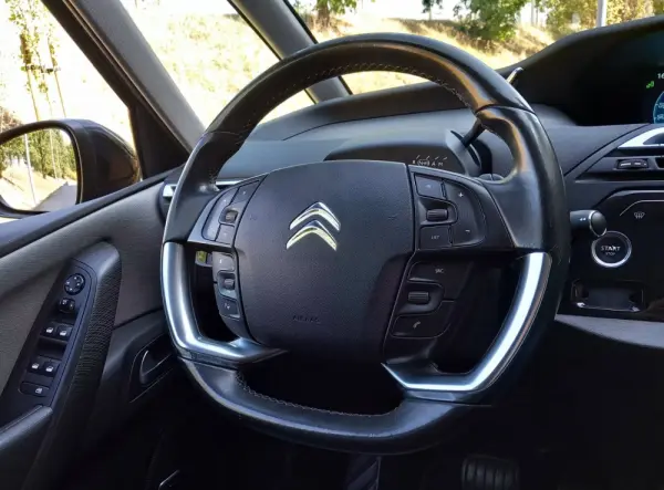 Citroen C4 Grand Picasso 1.6 e-HDi Exclusive ETG6 19