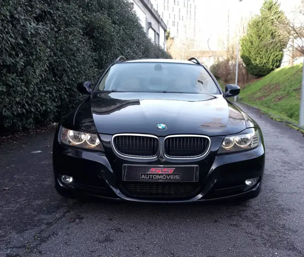 BMW 320 d Touring 4