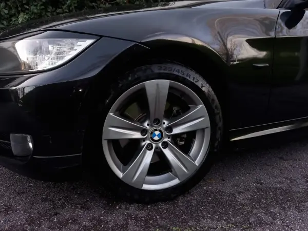 BMW 320 d Touring 3