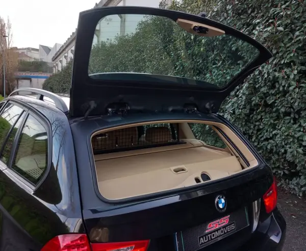 BMW 320 d Touring 28