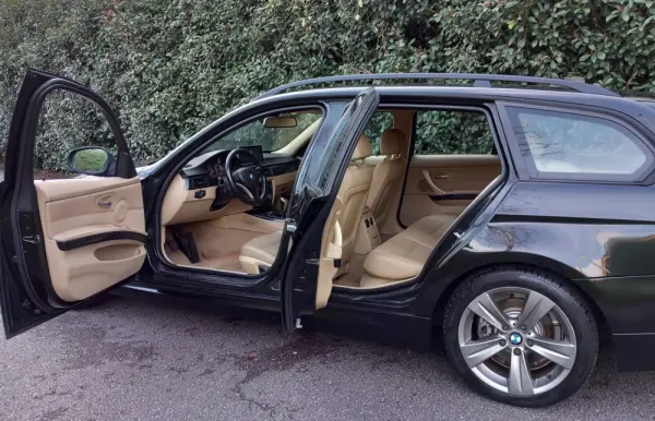 BMW 320 d Touring 30