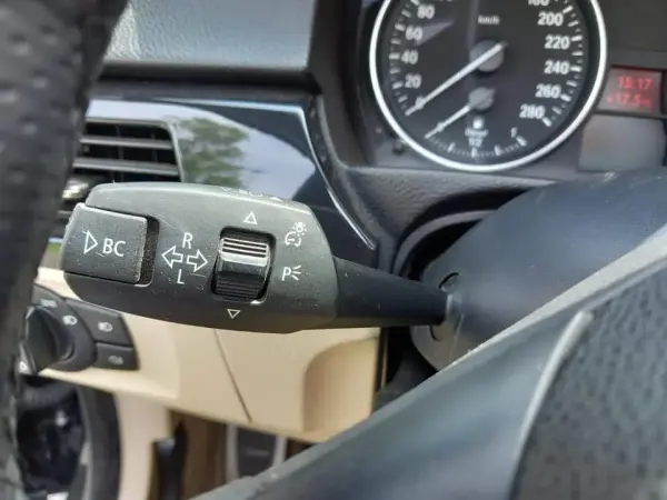 BMW 330 d 24