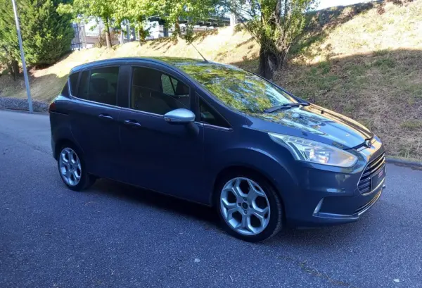 Ford B-Max 1.6 TDCi Titanium 4