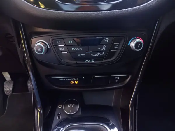 Ford B-Max 1.6 TDCi Titanium 15