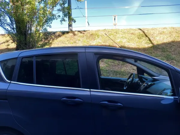 Ford B-Max 1.6 TDCi Titanium 34