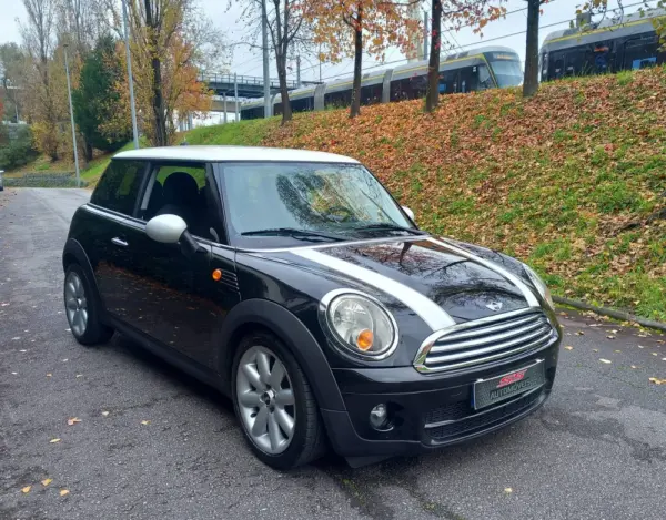 MINI 3 Portas Cooper D 2