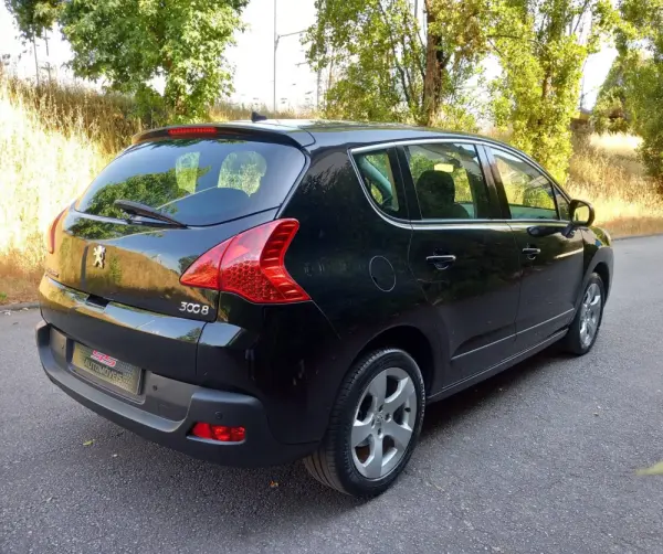 Peugeot 3008 1.6 HDi Allure 8