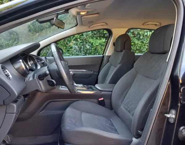 Peugeot 3008 1.6 HDi Allure 10