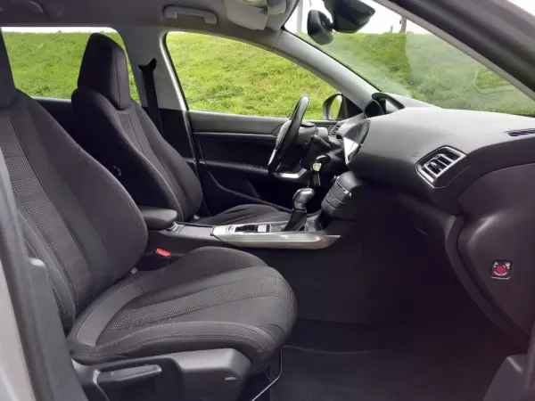 Peugeot 308 SW 2.0 BlueHDi Allure EAT6 9