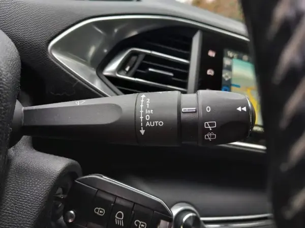 Peugeot 308 SW 2.0 BlueHDi Allure EAT6 22