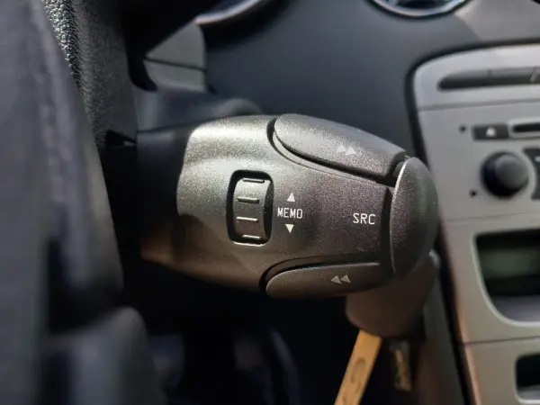 Peugeot 308 1.6 HDi Executive 16