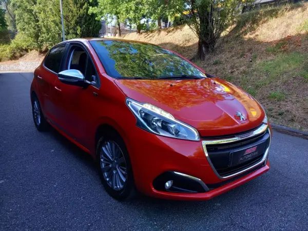 Peugeot 208 1.2 PureTech Style 5