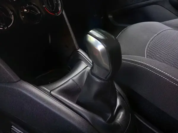 Peugeot 208 1.2 PureTech Style 25