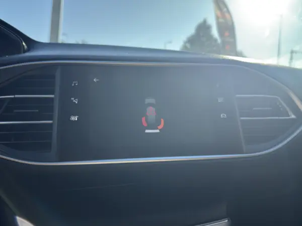 Peugeot 308 1.2 PureTech Allure EAT8 34