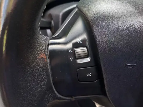 Peugeot 208 1.2 PureTech Style 24