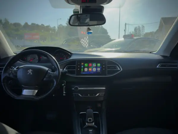 Peugeot 308 1.2 PureTech Allure EAT8 32