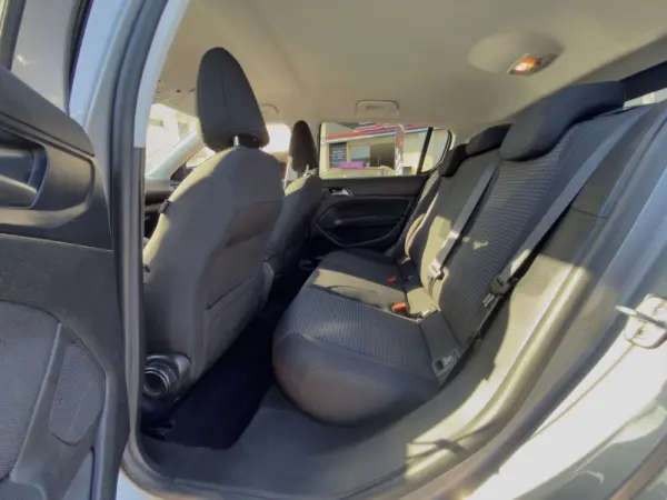 Peugeot 308 1.2 PureTech Allure EAT8 14