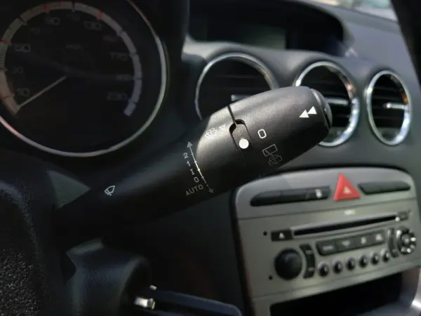Peugeot 308 1.6 HDi Executive 15