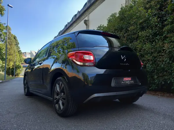 Citroen DS3 1.6 HDi Airdream So Chic 10