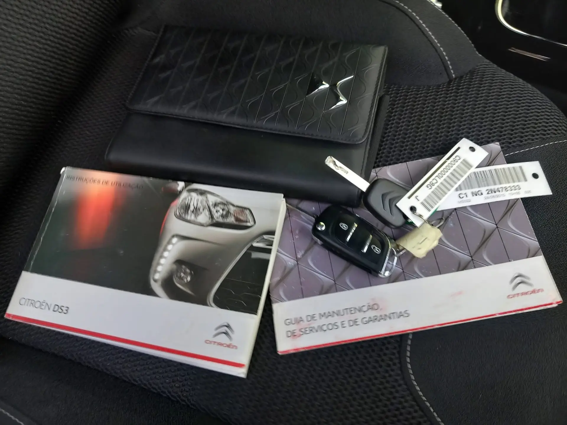 Citroen DS3 1.6 HDi Airdream So Chic 37