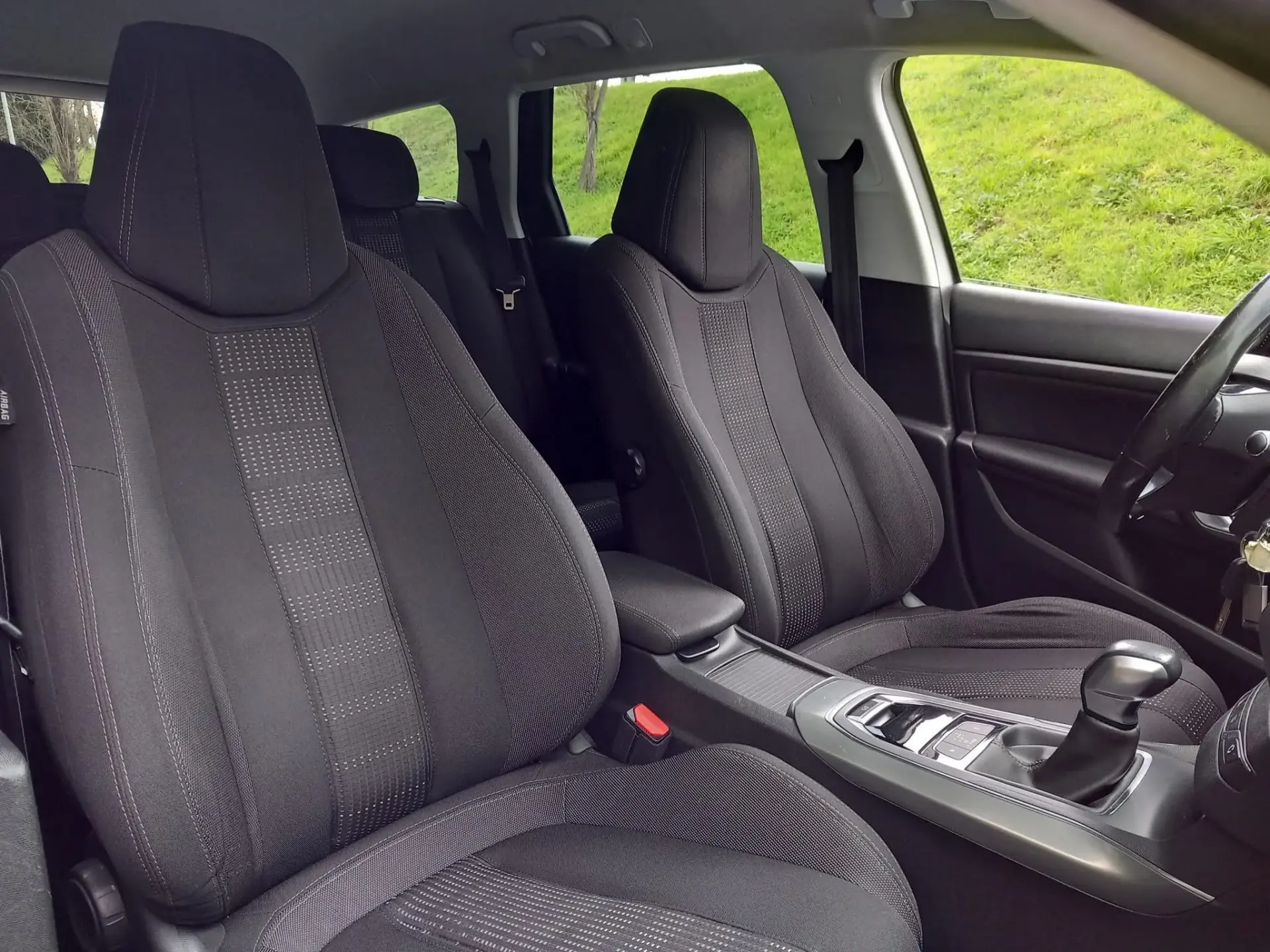 Peugeot 308 SW 2.0 BlueHDi Allure EAT6 12