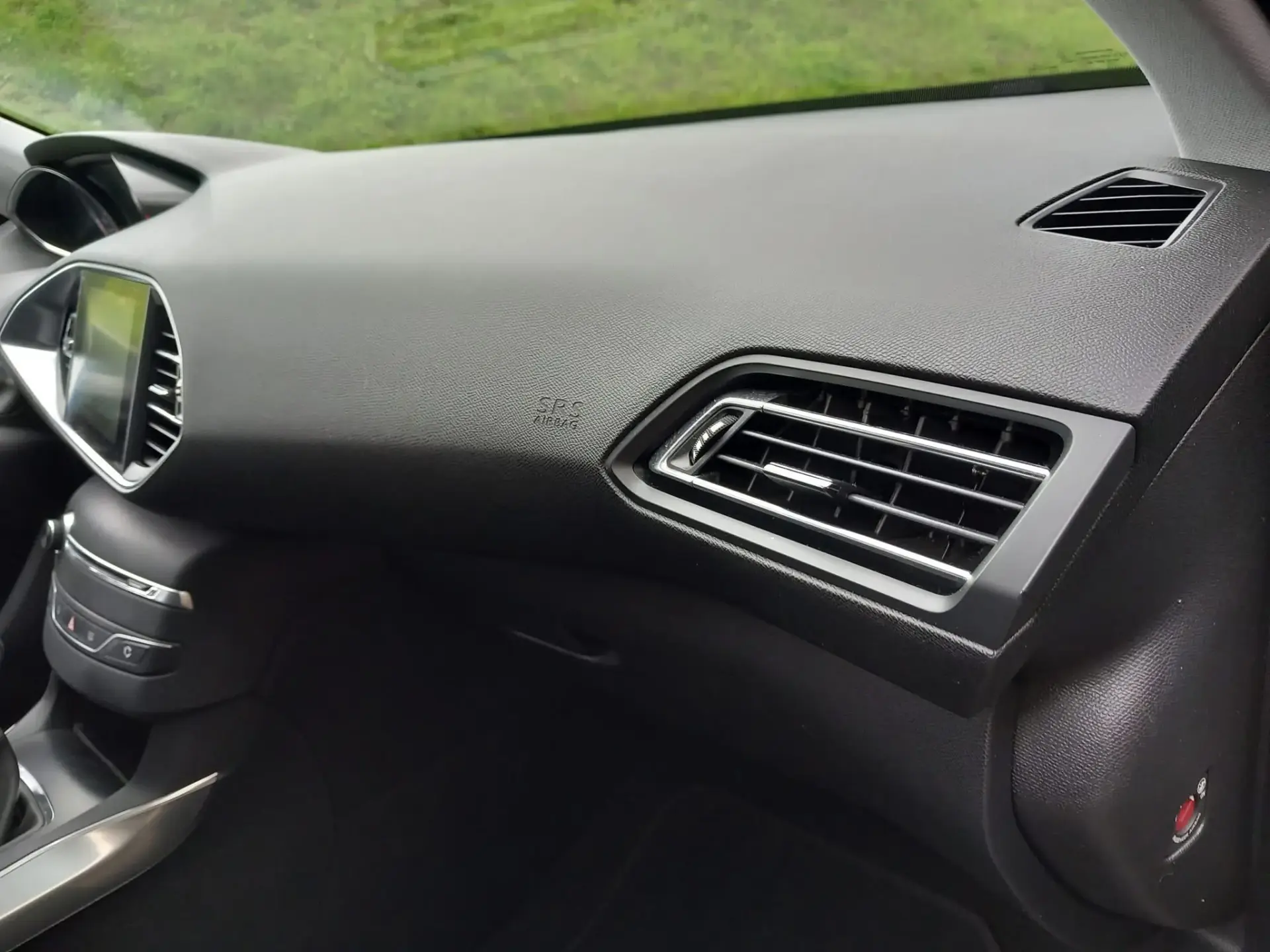 Peugeot 308 SW 2.0 BlueHDi Allure EAT6 14