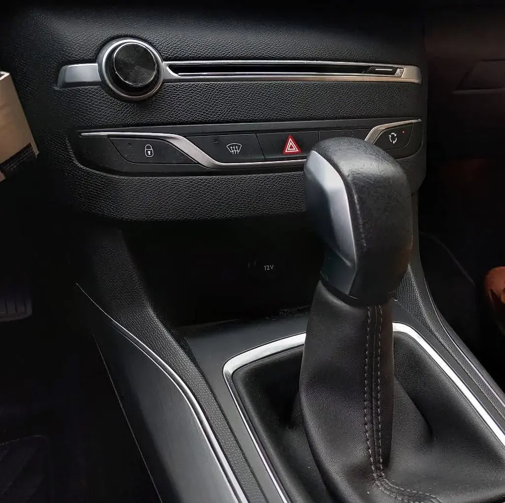 Peugeot 308 SW 2.0 BlueHDi Allure EAT6 20
