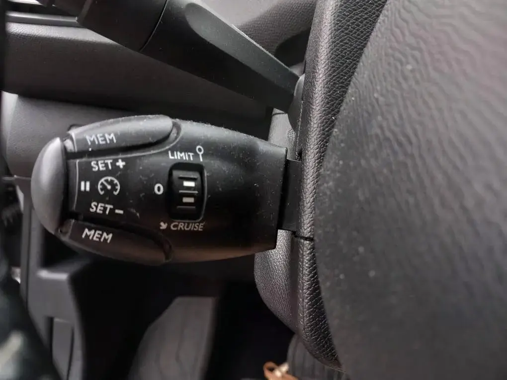 Peugeot 308 SW 2.0 BlueHDi Allure EAT6 21