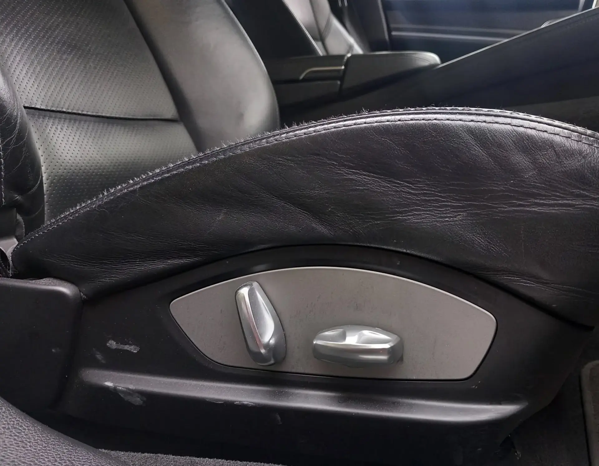 Porsche Panamera Platinum Edition 25