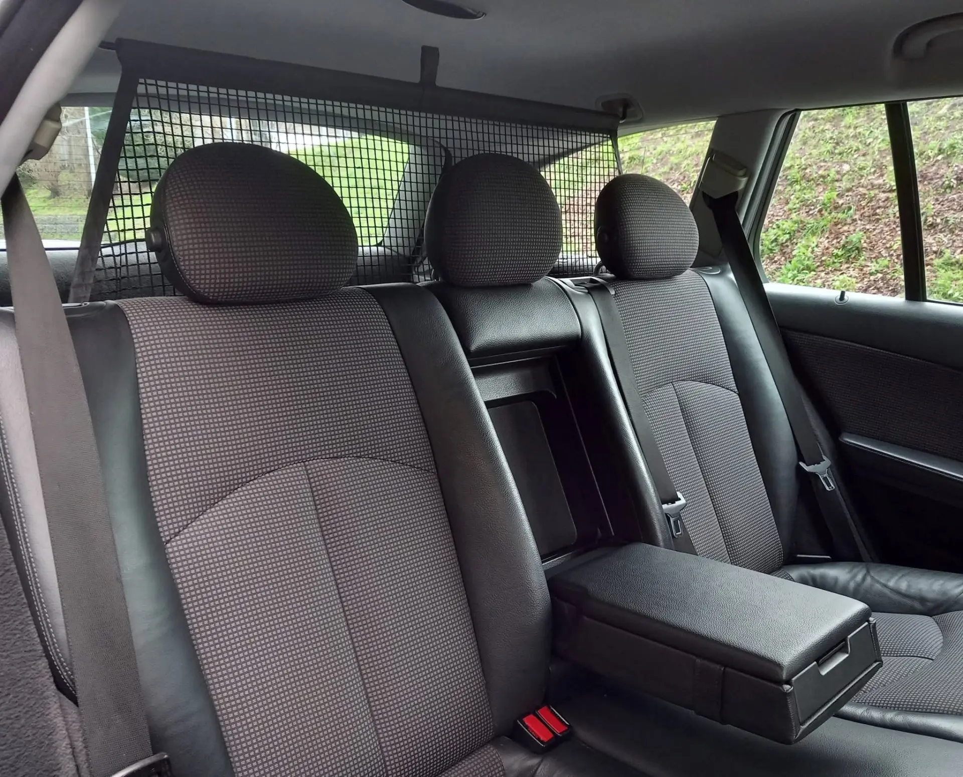 Mercedes-Benz E 220 CDi Avantgarde Aut. 12