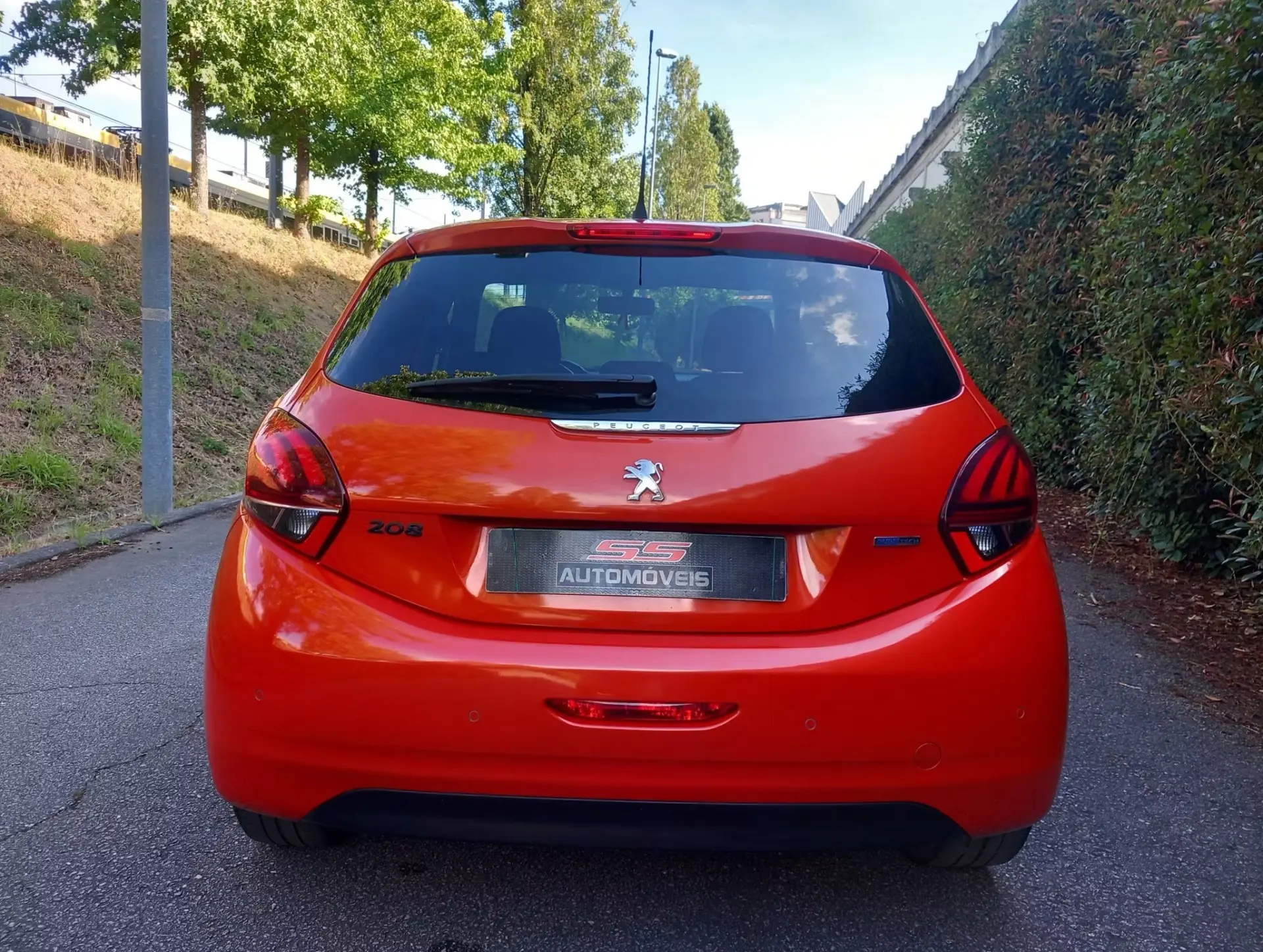 Peugeot 208 1.2 PureTech Style 6