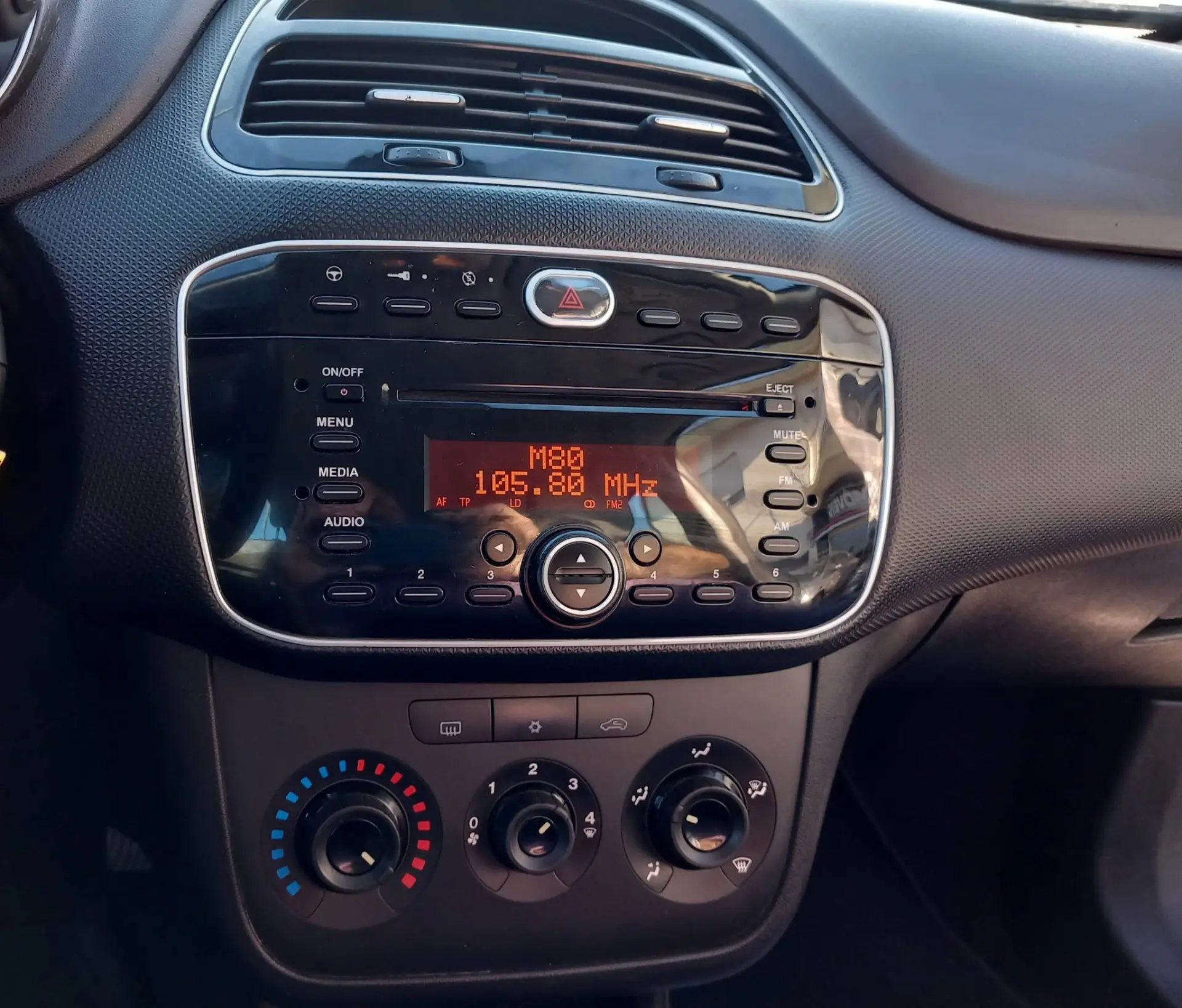 Fiat Grande Punto 1.3 M-Jet Active 15
