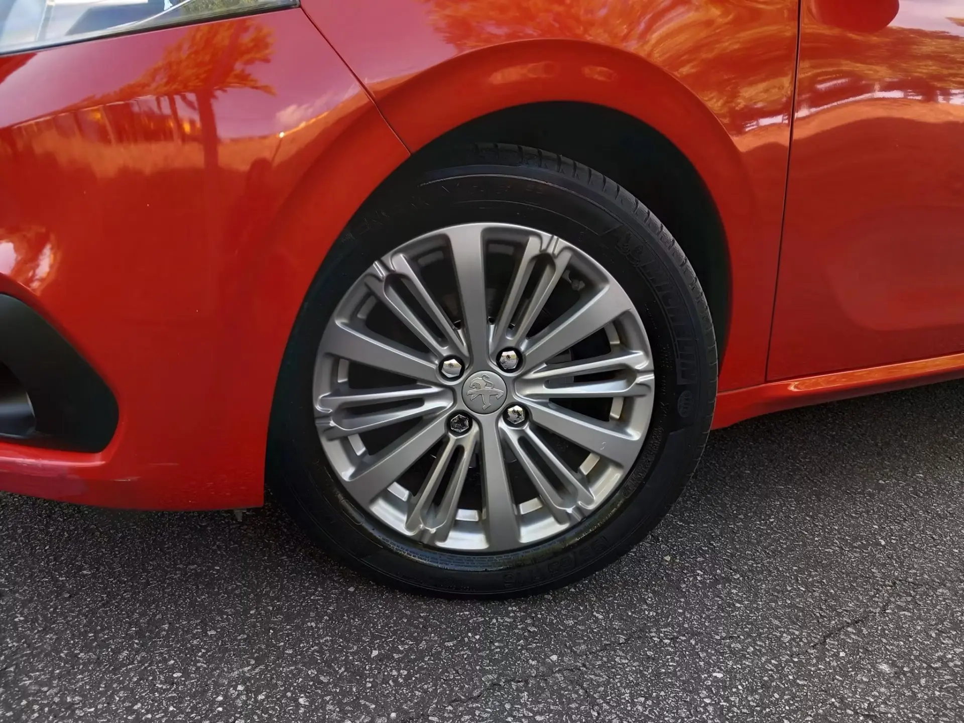 Peugeot 208 1.2 PureTech Style 2