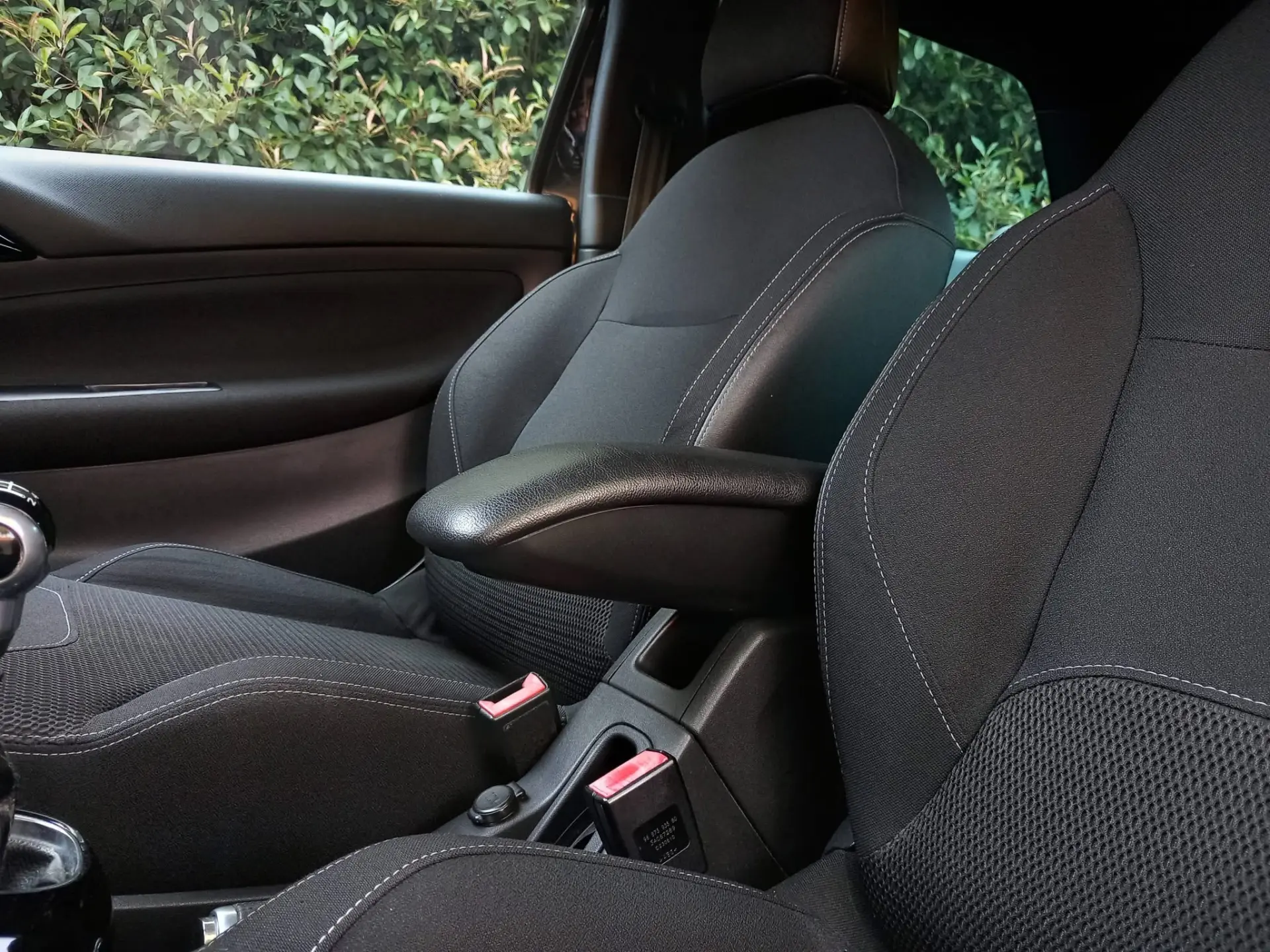 Citroen DS3 1.6 HDi Airdream So Chic 34
